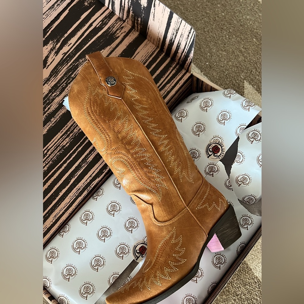 Rose Gentle Boots BRAND NEW